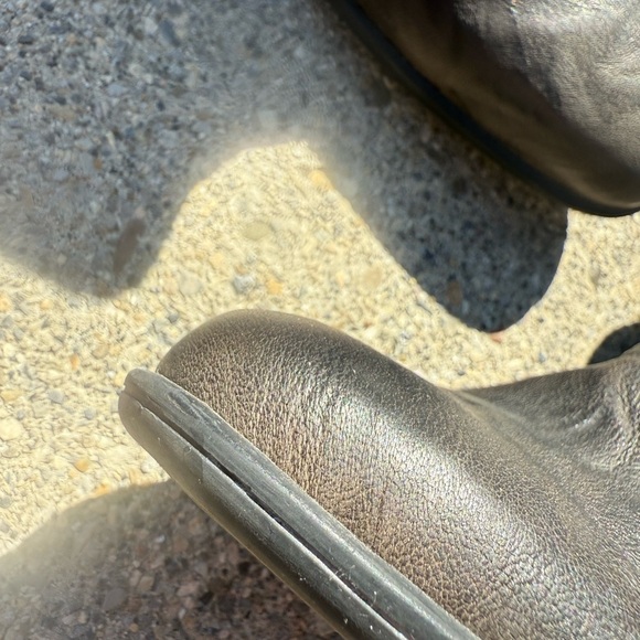 Munro 8.5 EUC “Laramie”  Gray & Blue Leather and Suede Ankle Boots - Picture 4 of 10